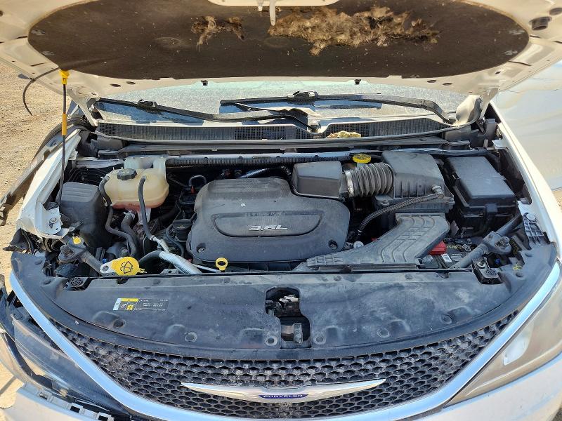 Photo 12 from auction – 2018 CHRYSLER PACIFICA with VIN 2C4RC1EG8JR106648