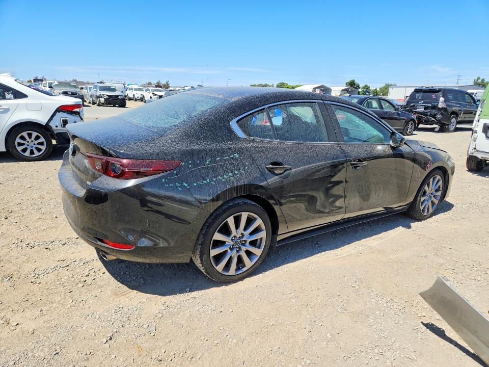 Photo 3 from auction – 2021 MAZDA 3 with VIN 3MZBPABL0MM214925