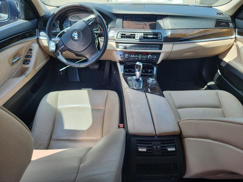 Photo 8 from auction – 2012 BMW 528 with VIN WBAXH5C59CC594938