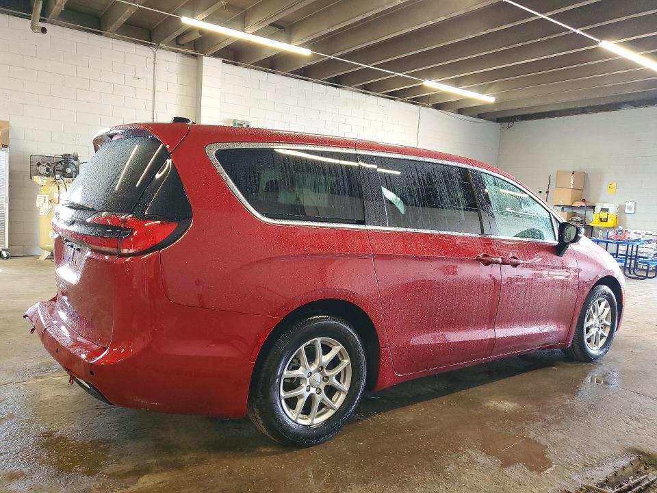 Photo 3 from auction – 2027 CHRYSLER PACIFICA with VIN 2C4RC1BG2VR586132