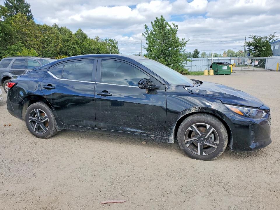 Photo 4 from auction – 2024 NISSAN SENTRA with VIN 3N1AB8CV4RY338026