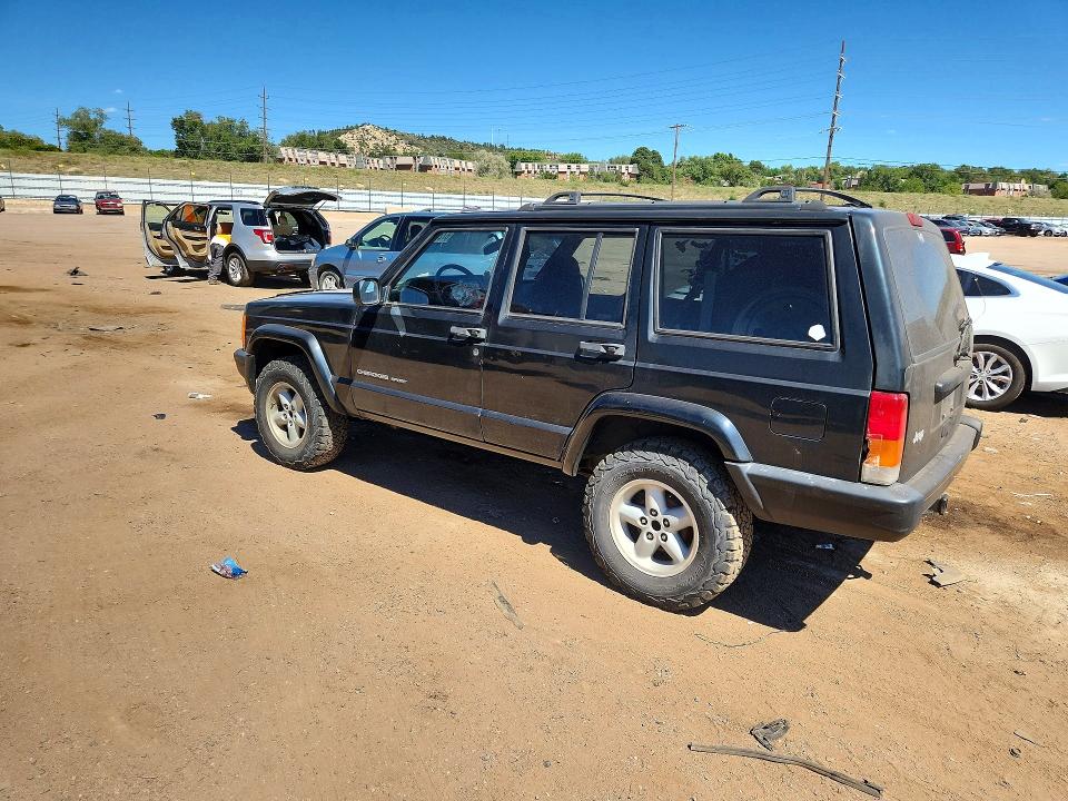 صورة رقم 2 من المزاد - 1999 JEEP CHEROKEE مع VIN 1J4FF68S5XL617009