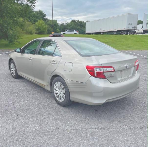 Photo 3 from auction – 2013 TOYOTA CAMRY with VIN 4T1BF1FK1DU638192