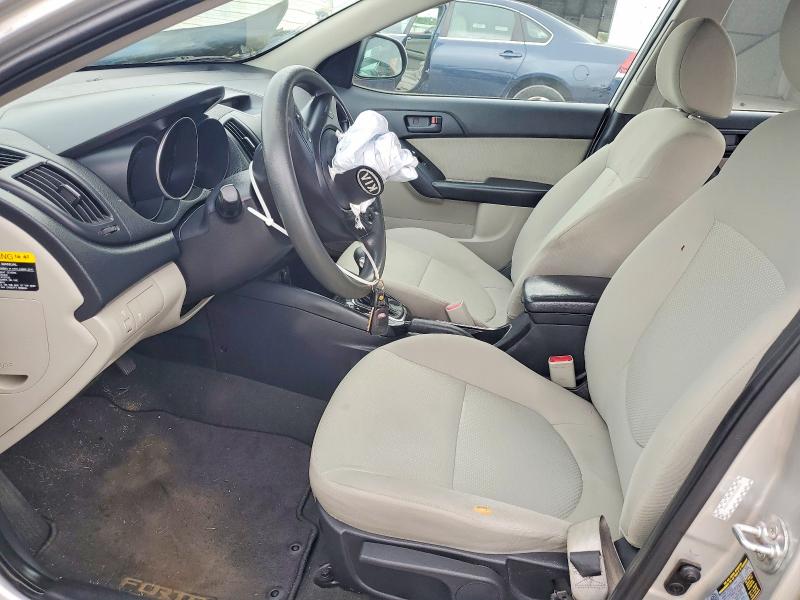 Фото 7 с аукциона – 2012 KIA FORTE с VIN KNAFU4A29C5570332