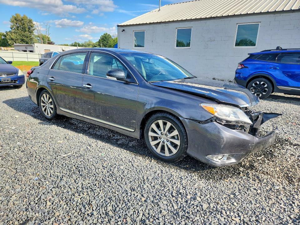 Photo 4 from auction – 2011 TOYOTA AVALON with VIN 4T1BK3DB1BU380201