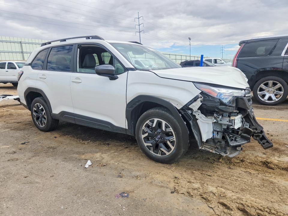 Photo 4 from auction – 2025 SUBARU FORESTER with VIN JF2SLDBC8SH495262