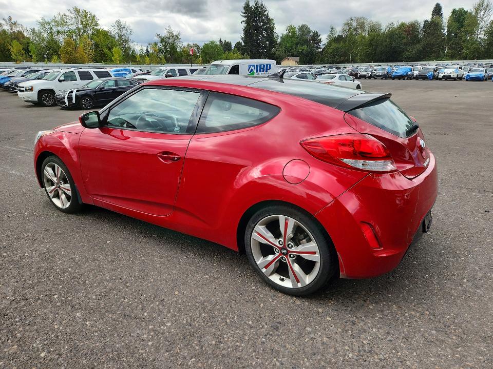 Photo 2 from auction – 2016 HYUNDAI VELOSTER with VIN KMHTC6AD3GU254437