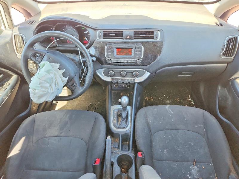 Photo 8 from auction – 2016 KIA RIO with VIN KNADM4A35G6691990