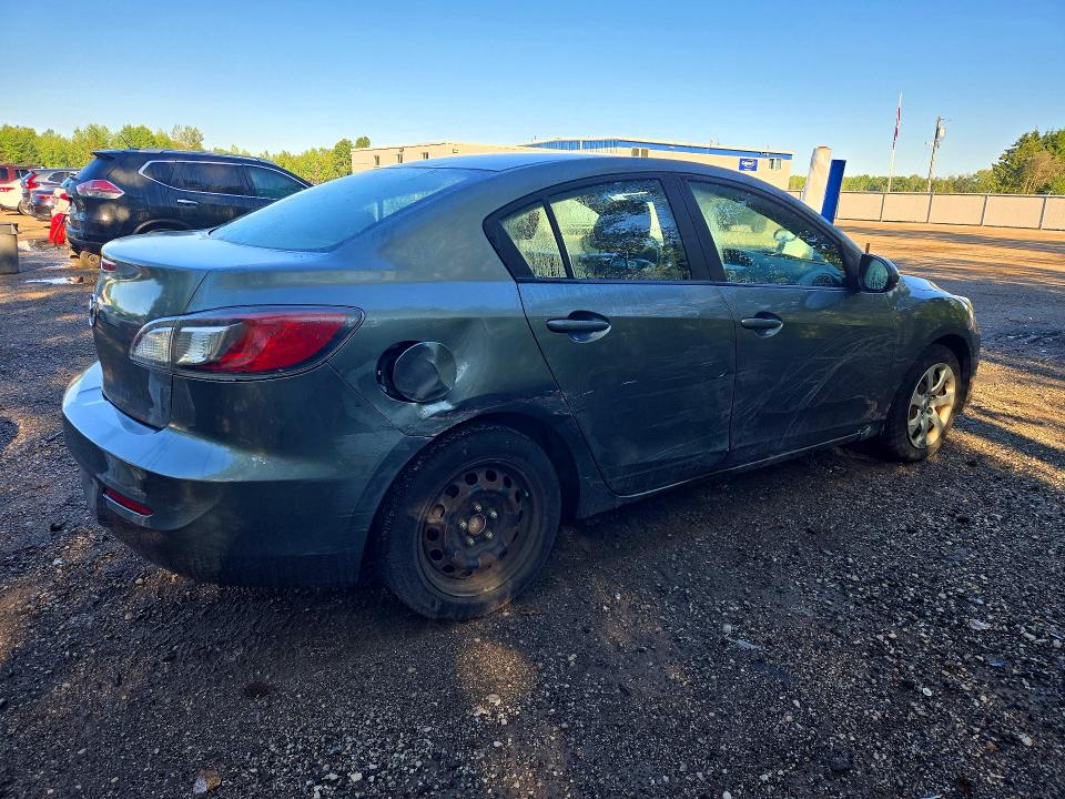 Photo 3 from auction – 2012 MAZDA 3 with VIN JM1BL1UF7C1586005