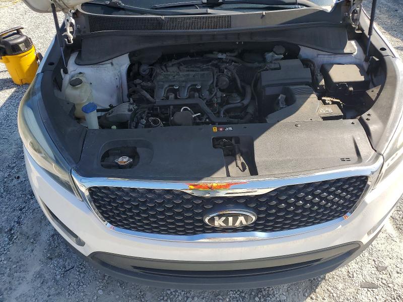 Photo 12 from auction – 2017 KIA SORENTO with VIN 5XYPGDA5XHG196059