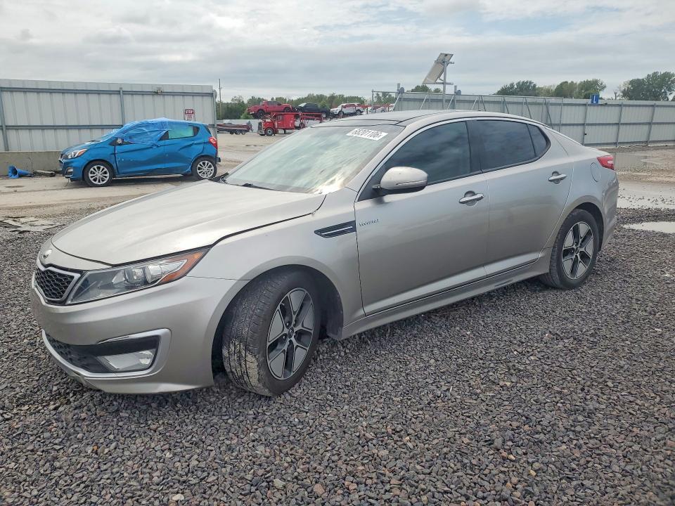 KIA OPTIMA 2013 with VIN KNAGM4AD1D5037866 - Photo from auction