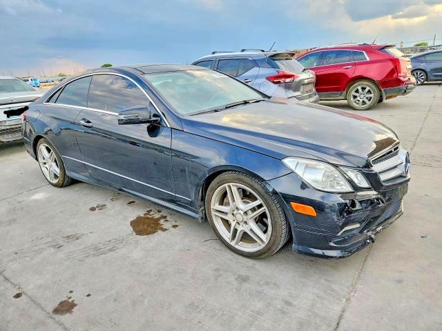 Photo 4 from auction – 2011 MERCEDES-BENZ E with VIN WDDKJ7CB9BF068251