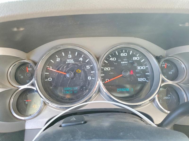 Photo 9 from auction – 2011 CHEVROLET SILVERADO with VIN 1GB5KZCG2BZ360032