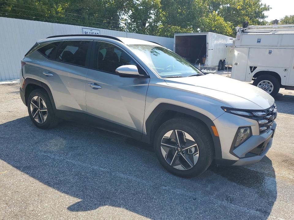 Photo 4 from auction – 2026 HYUNDAI TUCSON with VIN 5NMJBCDE4TH721996