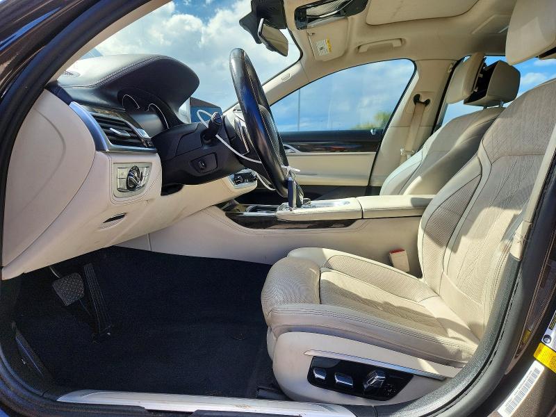 Photo 7 from auction – 2016 BMW 740 with VIN WBA7E2C53GG548107