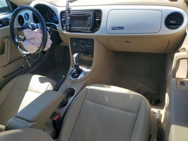 Photo 8 from auction – 2015 VOLKSWAGEN BEETLE with VIN 3VWJ17AT7FM641829