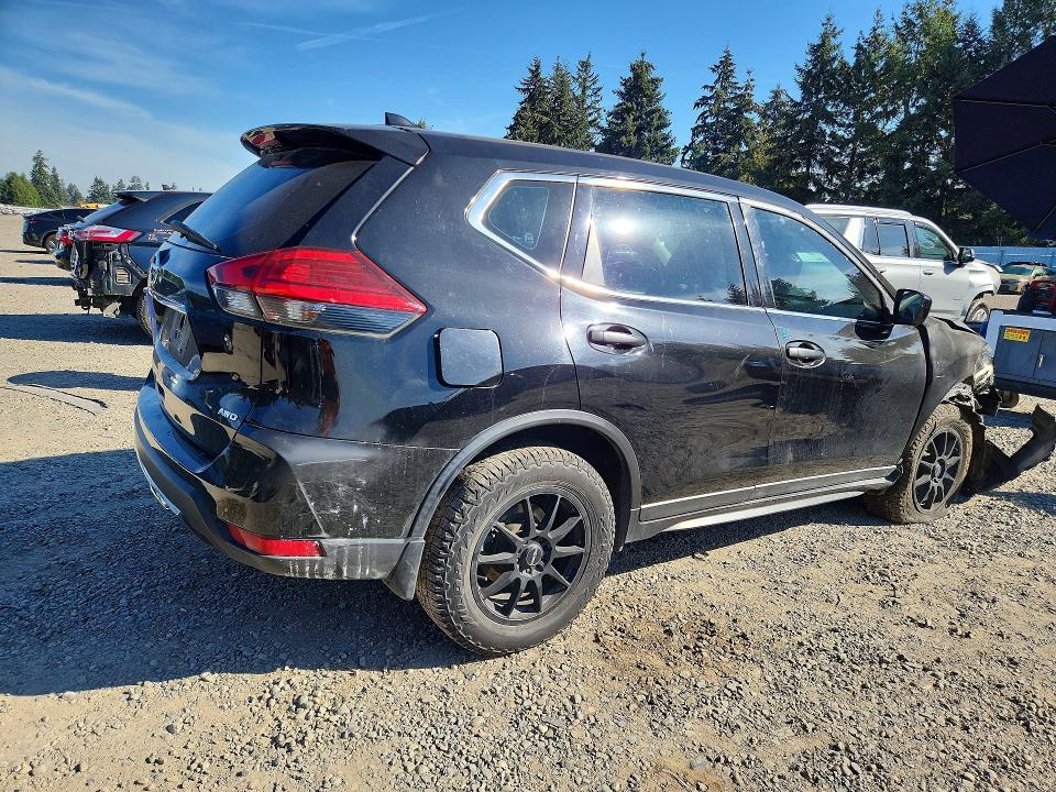 Photo 3 from auction – 2017 NISSAN ROGUE with VIN JN8AT2MV8HW260754