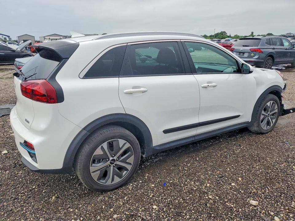 Photo 3 from auction – 2022 KIA NIRO EV with VIN KNDCC3LG0N5159853