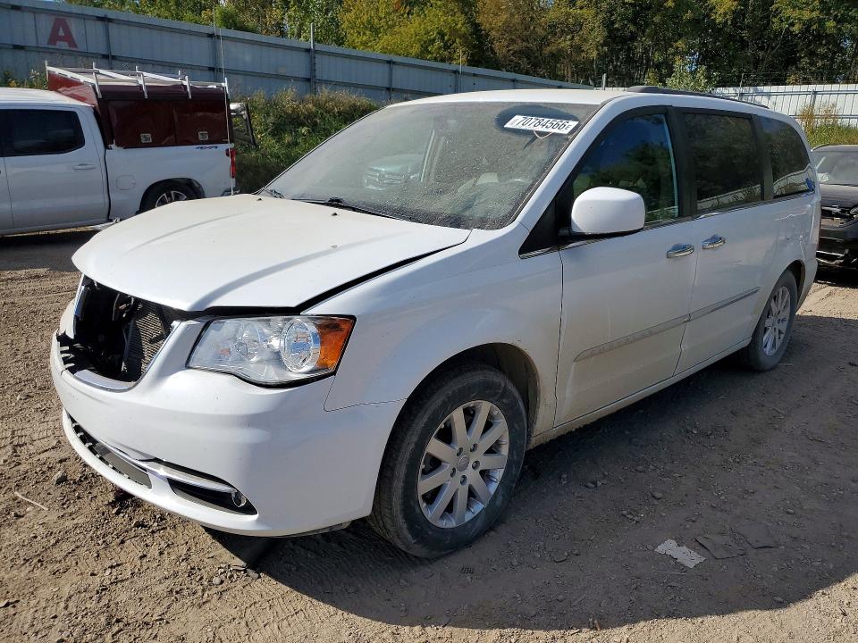 2016 CHRYSLER TOWN & COUNTRY - Търг №70784566
