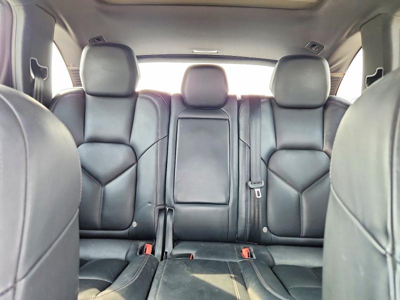 Photo 10 from auction – 2016 PORSCHE CAYENNE with VIN WP1AA2A28GKA10737