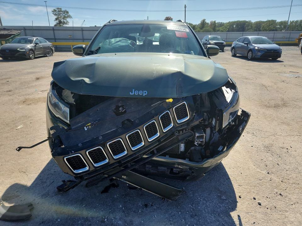 Photo 5 from auction – 2020 JEEP COMPASS with VIN 3C4NJDBB2LT124237