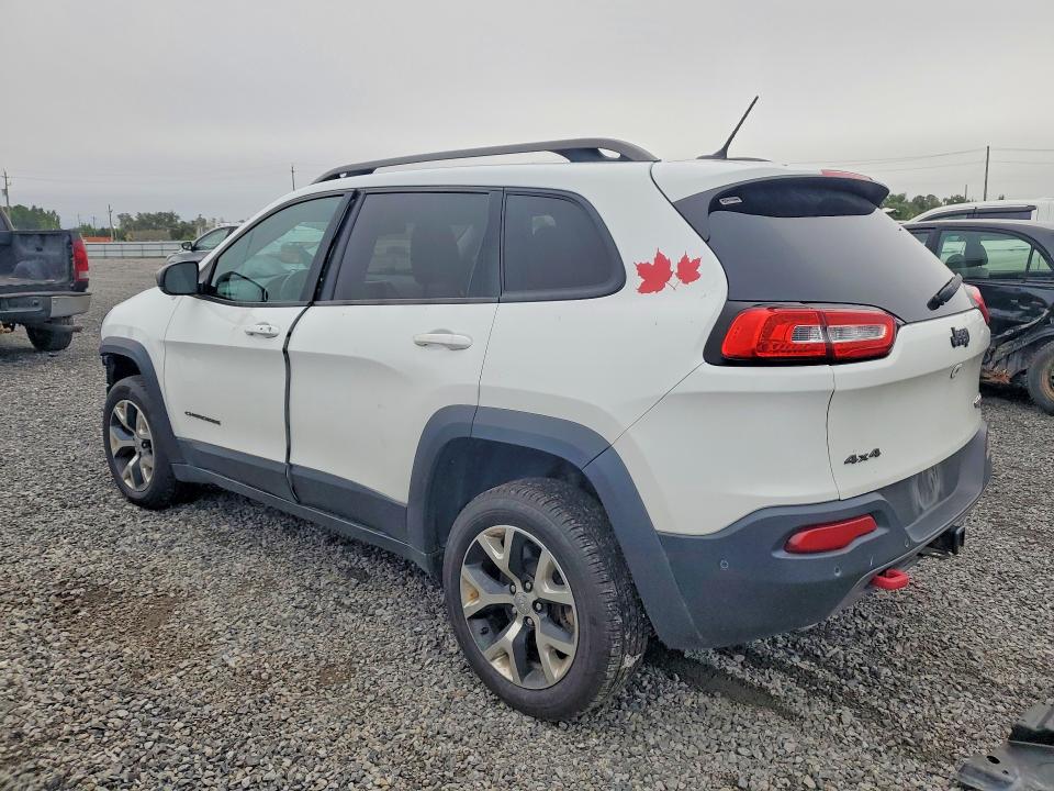 Photo 2 from auction – 2015 JEEP CHEROKEE with VIN 1C4PJMBS3FW623247