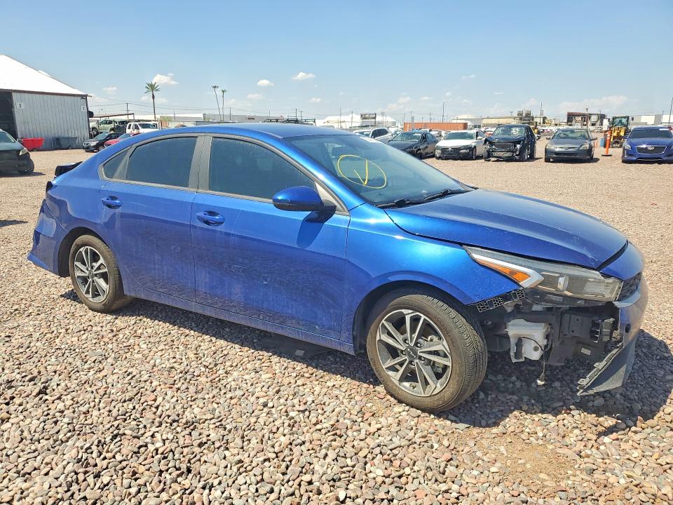Photo 4 from auction – 2022 KIA FORTE with VIN 3KPF24AD8NE497049