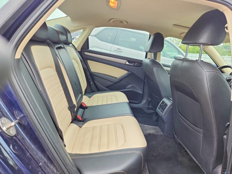 Photo 10 from auction – 2015 VOLKSWAGEN PASSAT with VIN 1VWBS7A32FC070446