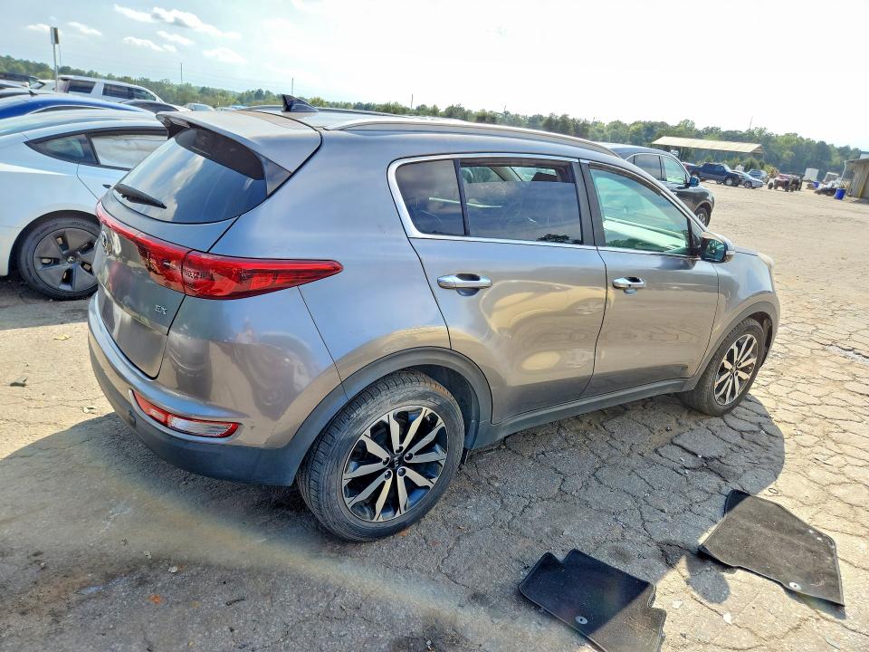 Photo 3 from auction – 2017 KIA SPORTAGE with VIN KNDPN3AC3H7111932