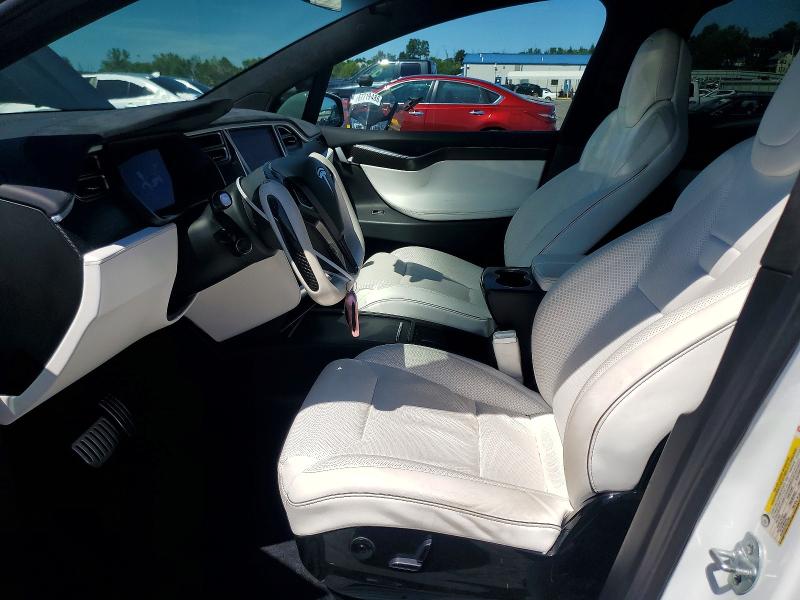 صورة رقم 7 من المزاد - 2016 TESLA MODEL X مع VIN 5YJXCAE48GFS00692