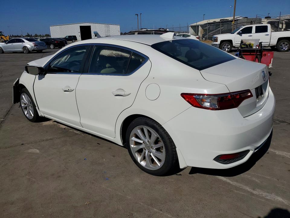 Zdjęcie 2 z aukcji – 2017 ACURA ILX z VIN 19UDE2F72HA015433