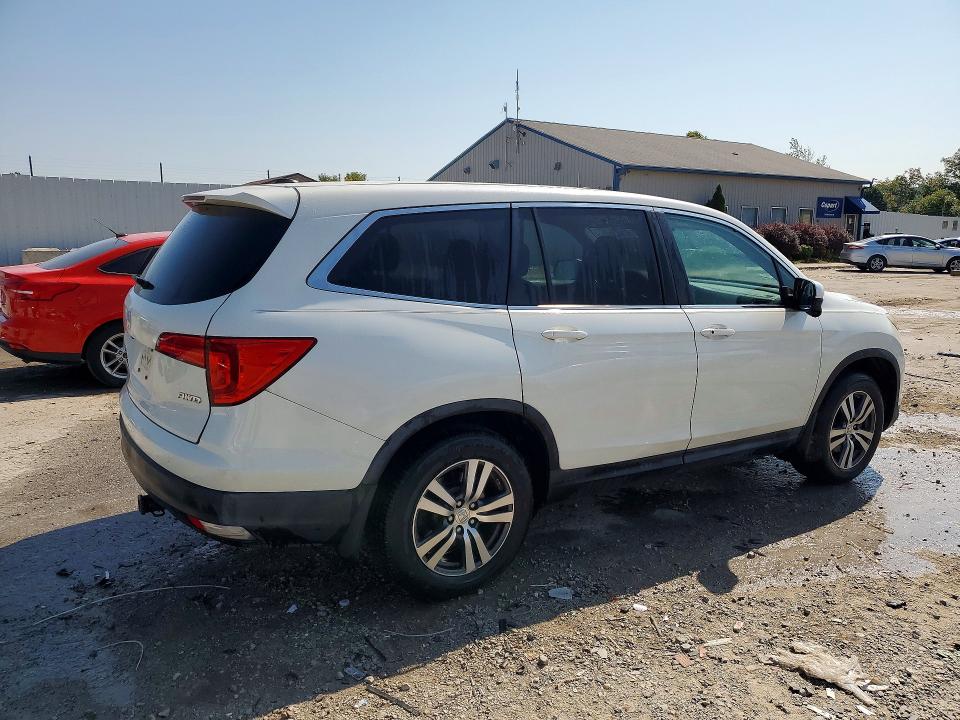 Photo 3 from auction – 2016 HONDA PILOT with VIN 5FNYF6H80GB032361