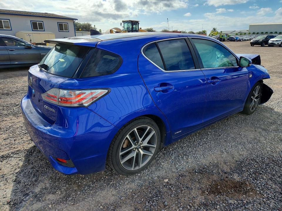 Foto 3 de la subasta – 2016 LEXUS CT con VIN JTHKD5BH0G2262630