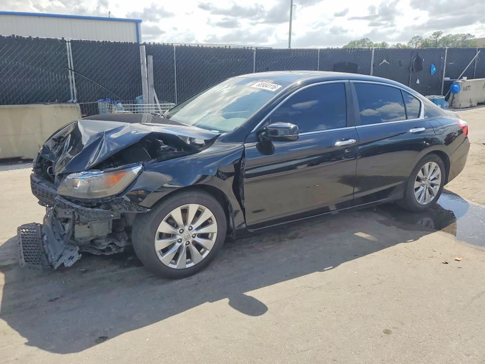 HONDA ACCORD 2014 с VIN 1HGCR2F80EA094136 - Снимка от търг