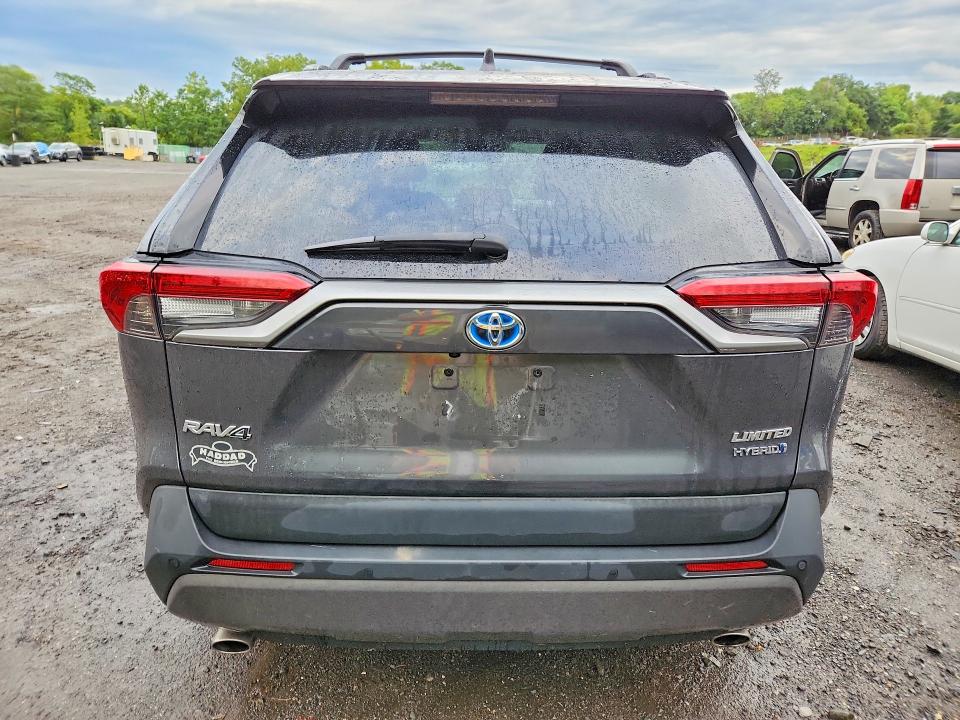 صورة رقم 6 من المزاد - 2021 TOYOTA RAV4 مع VIN 4T3D6RFV4MU033253