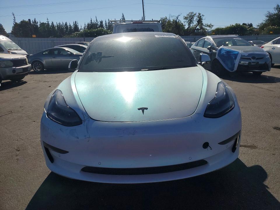 صورة رقم 5 من المزاد - 2022 TESLA MODEL 3 مع VIN 5YJ3E1EB8NF361743