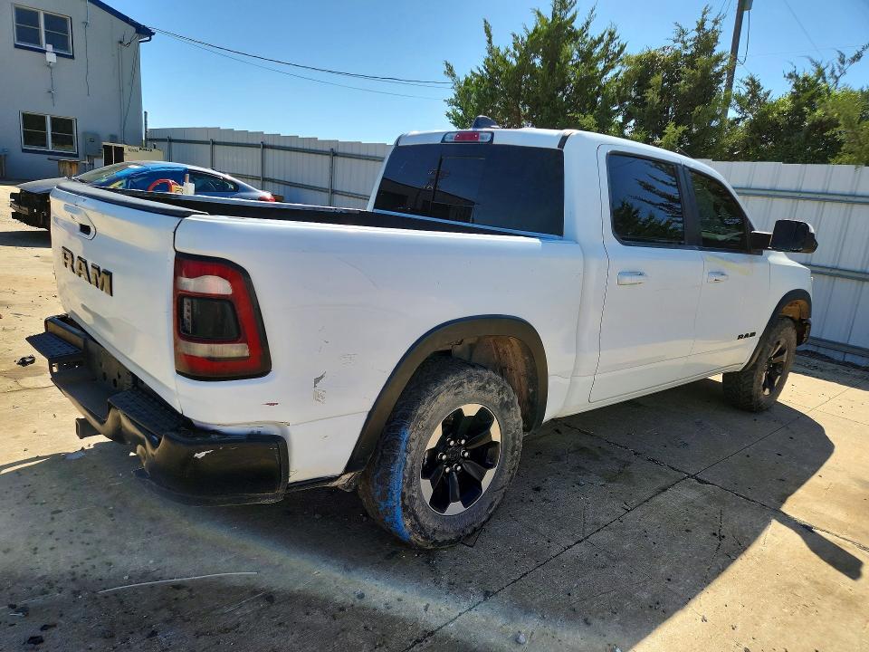 Фото 3 с аукциона – 2020 RAM 1500 с VIN 1C6RRELT9LN303566