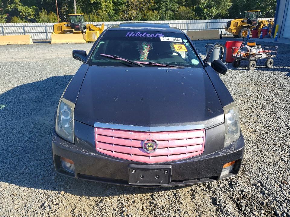 Foto 5 de la subasta – 2005 CADILLAC CTS con VIN 1G6DP567650154799