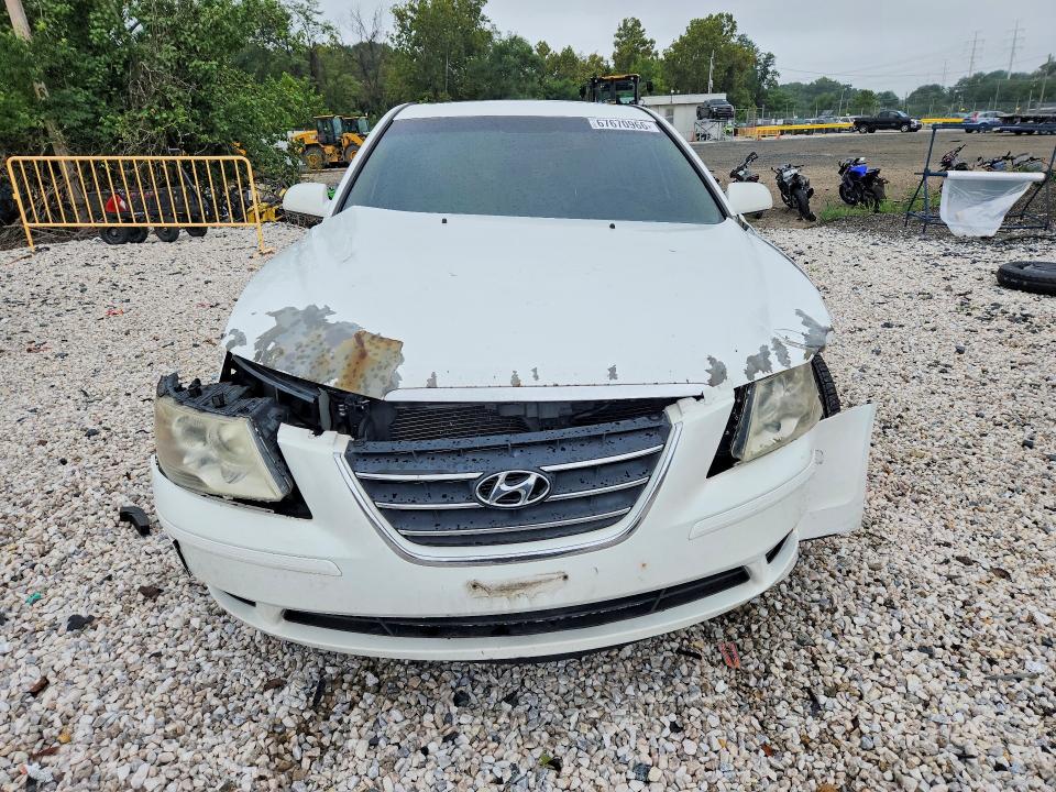 Photo 5 from auction – 2009 HYUNDAI SONATA with VIN 5NPET46C19H505602