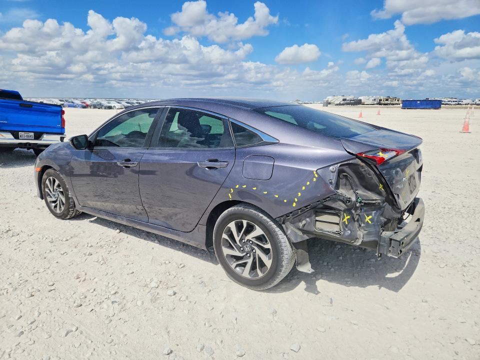 Photo 2 from auction – 2016 HONDA CIVIC with VIN 19XFC2F7XGE047281