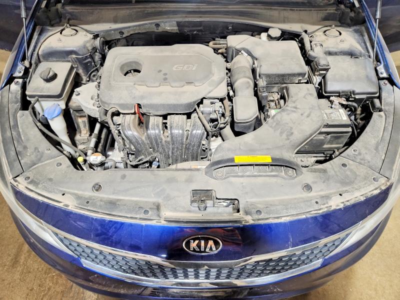 Снимка 11 от търг – 2016 KIA OPTIMA с VIN 5XXGU4L30GG021911