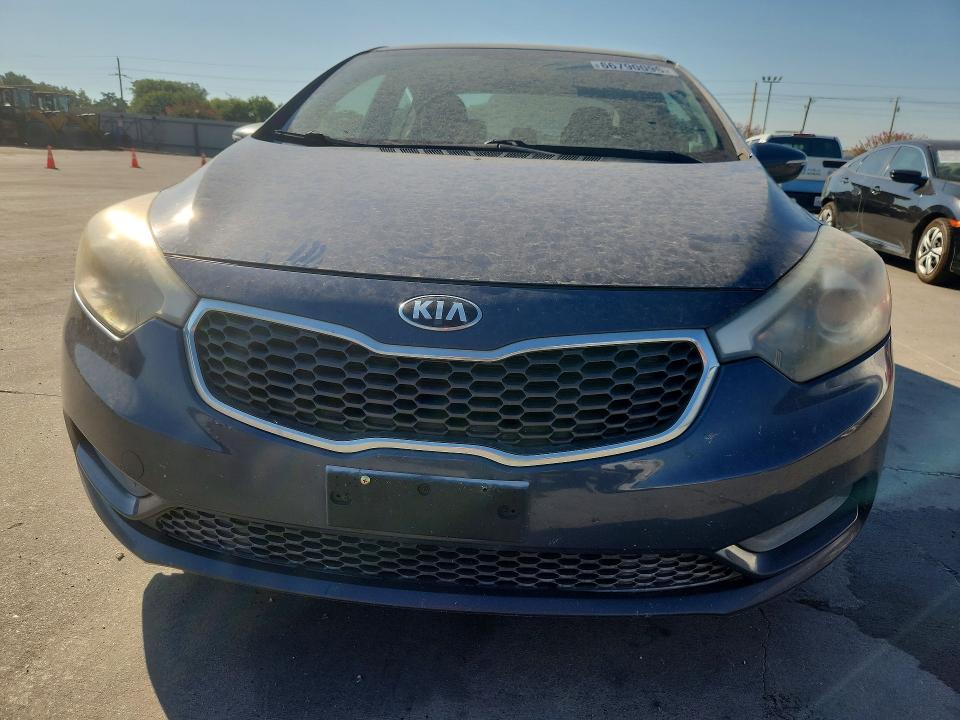 Photo 5 from auction – 2016 KIA FORTE with VIN KNAFX4A63G5446332