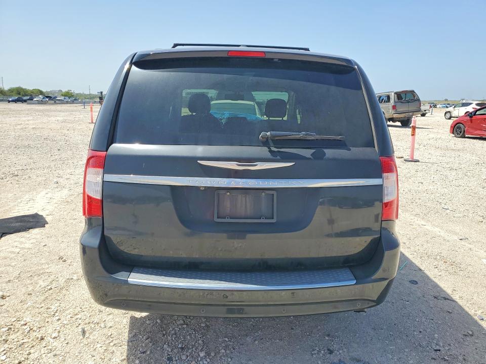 Снимка 6 от търг – 2015 CHRYSLER TOWN & COUNTRY с VIN 2C4RC1CG6FR597652