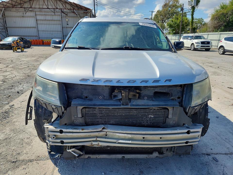 Photo 5 from auction – 2017 FORD EXPLORER with VIN 1FM5K8GT3HGA92248