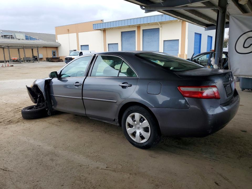Photo 2 from auction – 2007 TOYOTA CAMRY with VIN 4T1BE46K97U627336