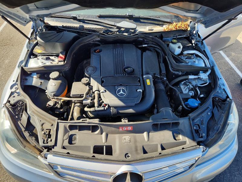 Photo 11 from auction – 2013 MERCEDES-BENZ C with VIN WDDGF4HBXDA869690