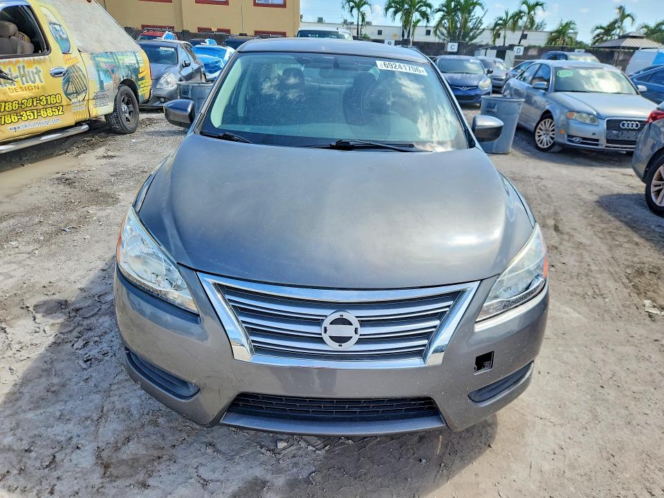Снимка 5 от търг – 2015 NISSAN SENTRA с VIN 3N1AB7AP0FY381045