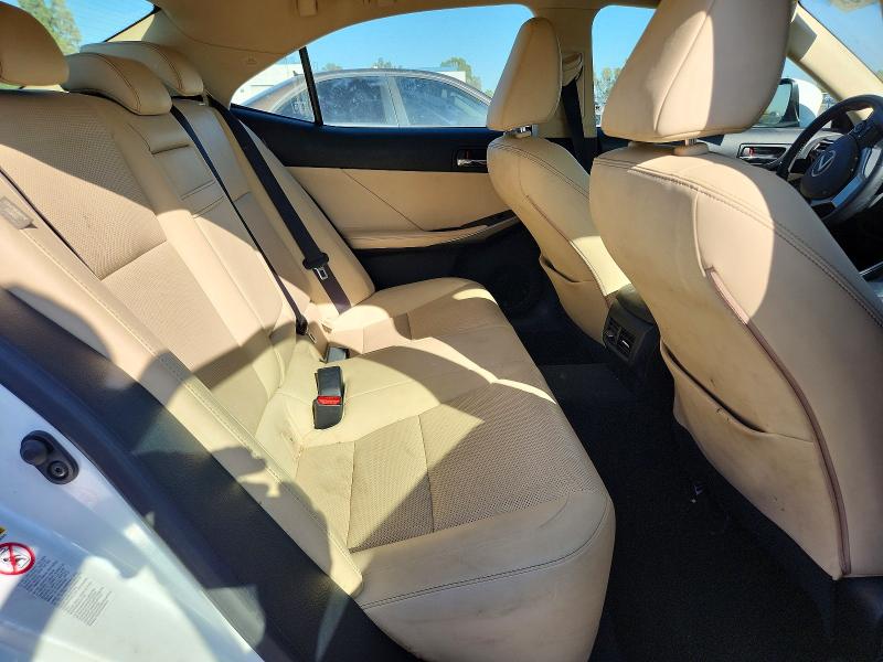 Photo 10 from auction – 2015 LEXUS IS with VIN JTHBF1D2XF5056594