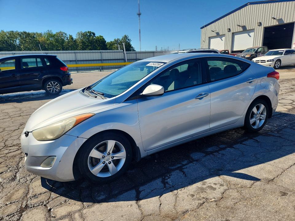 Photo 1 from auction – 2013 HYUNDAI ELANTRA with VIN 5NPDH4AE7DH396982