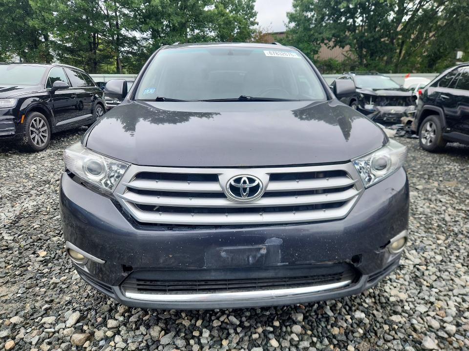 Foto 5 de la subasta – 2012 TOYOTA HIGHLANDER con VIN 5TDDK3EH9CS153666